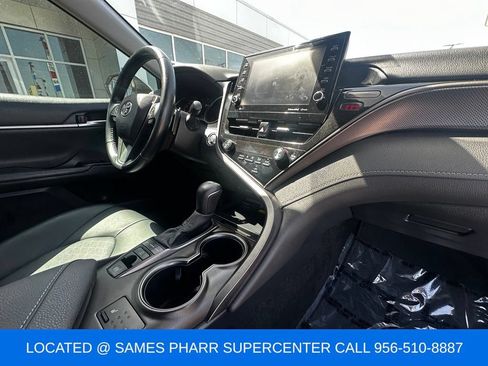 Used 2022 Toyota Camry XSE FWD image 27