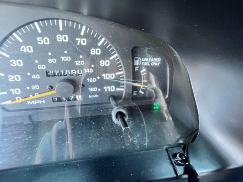 Used 1997 Toyota 4Runner Limited image 13