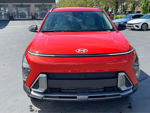 New 2026 Hyundai Kona SEL Premium AWD/4WD image 3