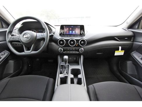 New 2025 Nissan Sentra S image 7