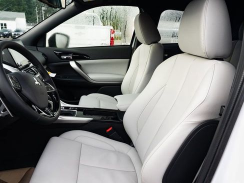 New 2026 Mitsubishi Eclipse Cross SEL image 19