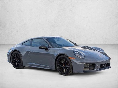 Used 2025 Porsche 911 Carrera S RWD image 7