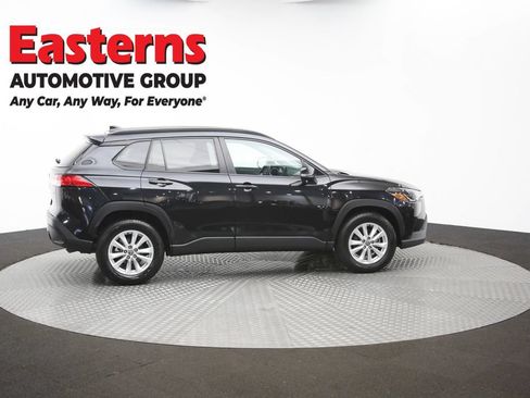Used 2025 Toyota Corolla Cross LE FWD image 42