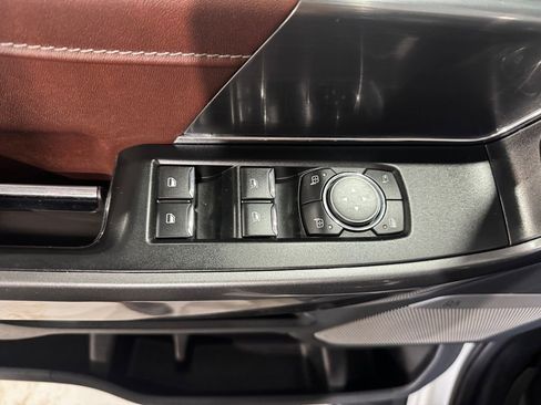 Used 2022 Ford F150 Lariat AWD/4WD image 18