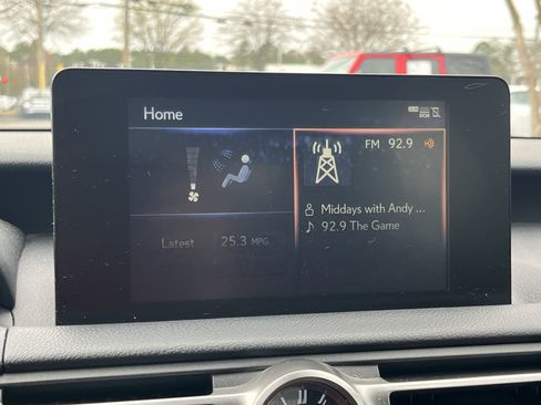 Used 2022 Lexus IS 300 w/ Premium Package image 5