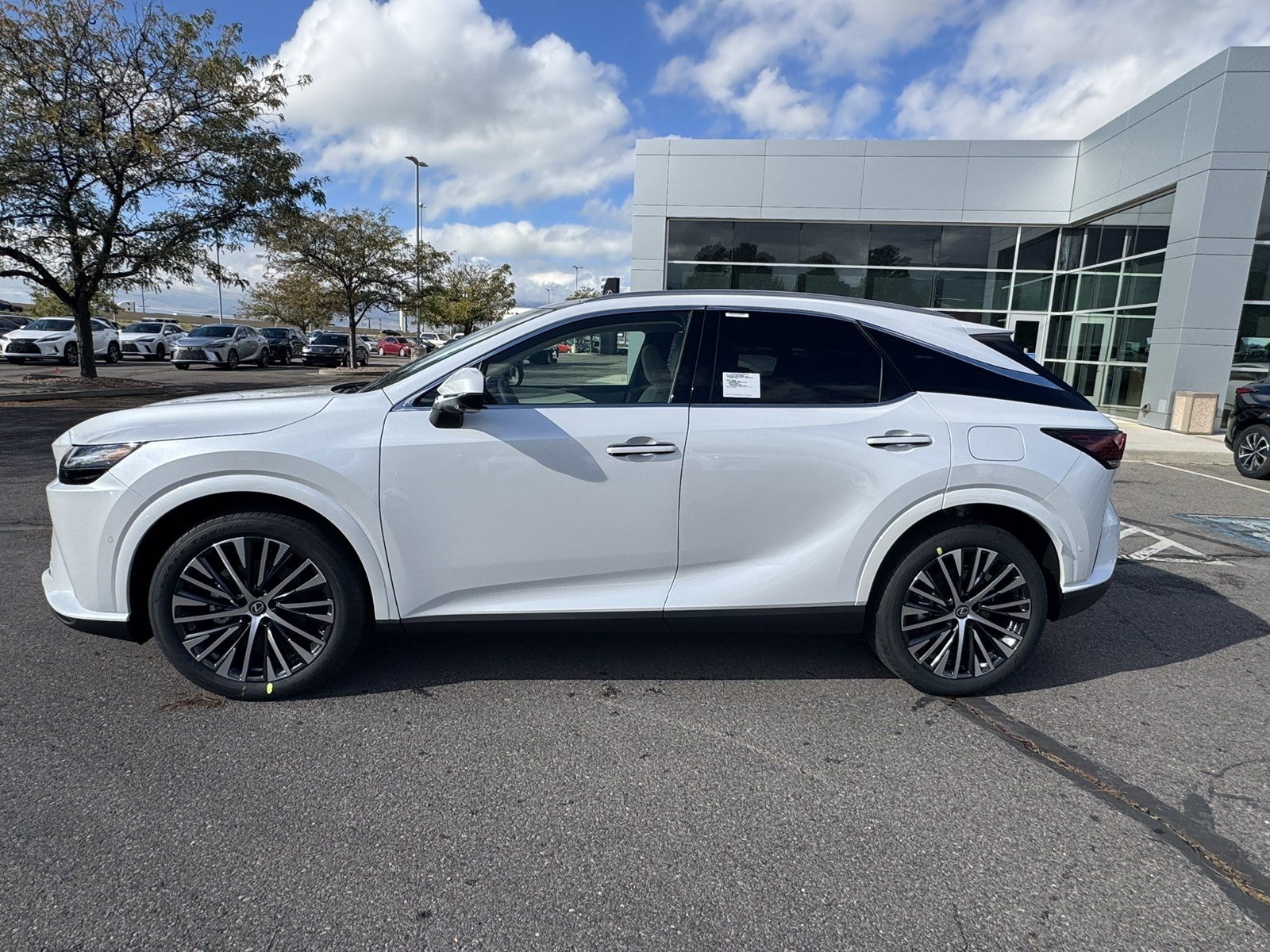 New 2026 Lexus RX 350 w/ Convenience Package AWD/4WD image 3