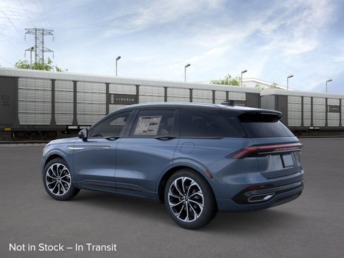 New 2026 Lincoln Nautilus Reserve AWD/4WD image 4