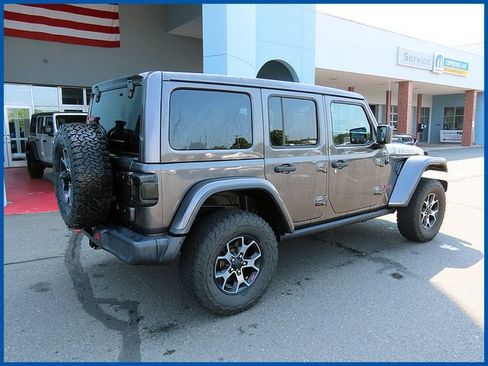Certified 2018 Jeep Wrangler Unlimited Rubicon AWD/4WD image 7