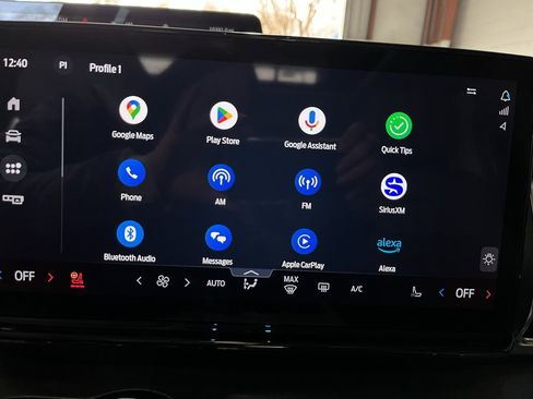 Used 2025 Ford Expedition Platinum image 25