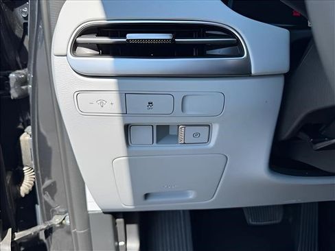 Used 2023 Hyundai Palisade SE w/ Cargo Package FWD image 19