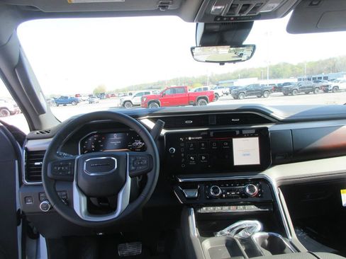 New 2026 GMC Sierra 3500 Denali w/ Denali Reserve Package AWD/4WD image 16