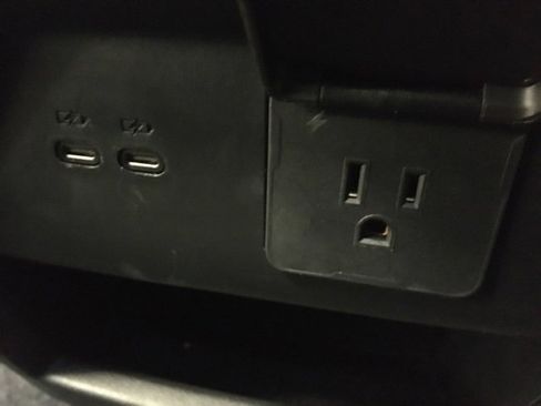 Used 2025 GMC Acadia Elevation image 20