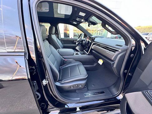 New 2025 GMC Sierra EV Denali image 10