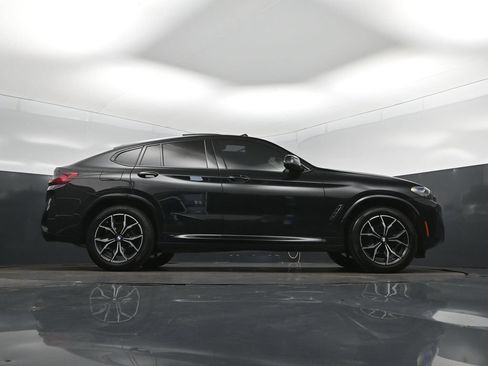 Certified 2023 BMW X4 xDrive30i w/ M Sport Package AWD/4WD image 43