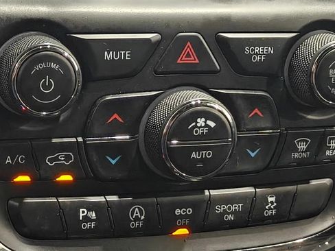 Used 2018 Dodge Durango GT w/ Premium Group AWD/4WD image 8