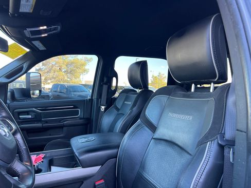 Used 2021 RAM 2500 Laramie w/ Night Edition AWD/4WD image 27