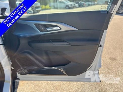New 2026 Chevrolet Equinox EV LT image 12