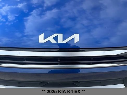 Used 2025 Kia K4 EX FWD image 9