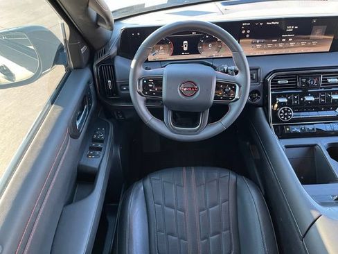 Used 2026 Nissan Armada PRO-4X w/ Captain's Chari Seat Package AWD/4WD image 9