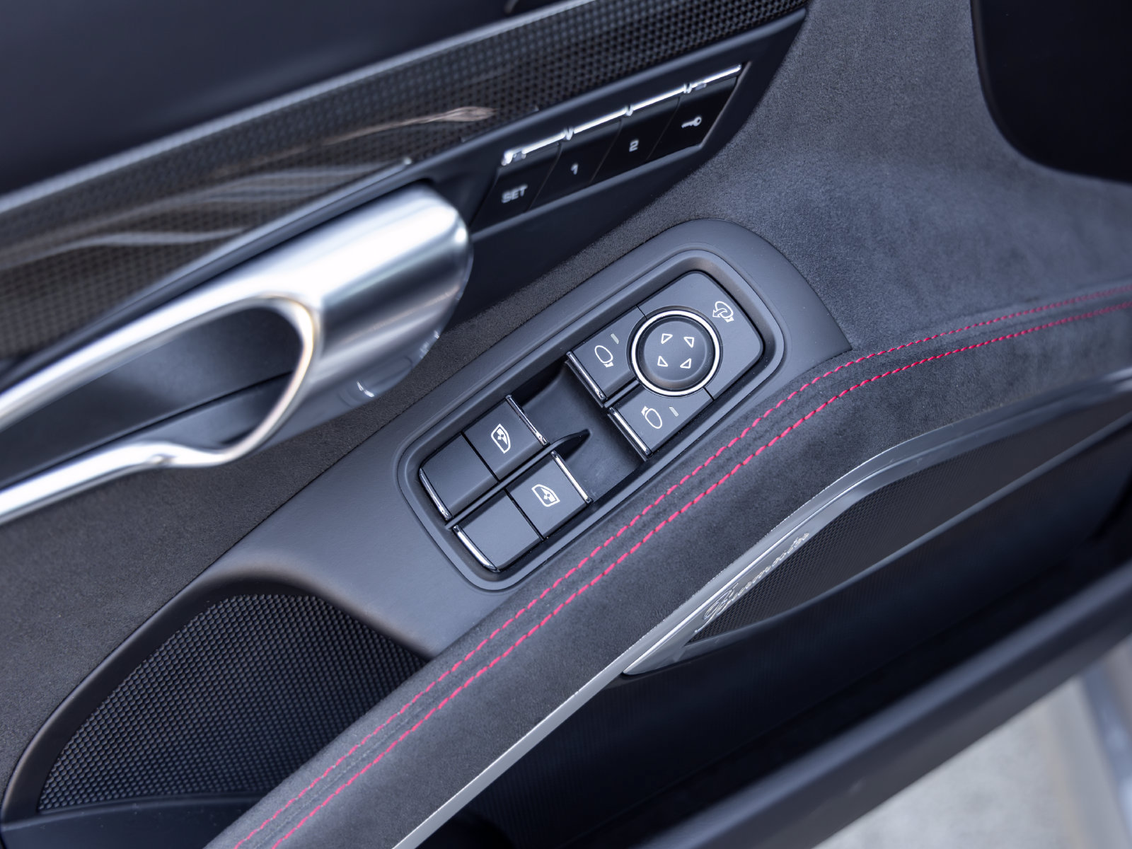 Certified 2024 Porsche 718 Boxster GTS RWD image 31