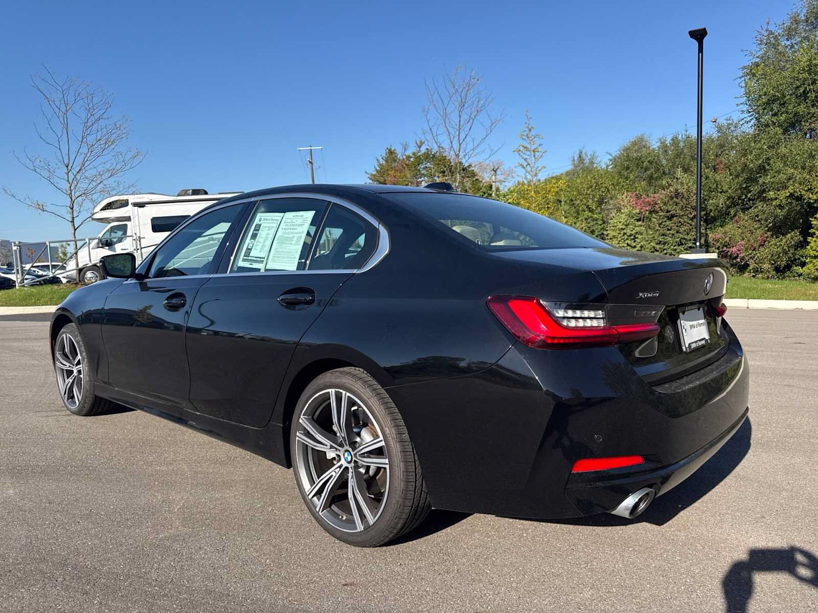 Used 2024 BMW 330i xDrive Sedan w/ Convenience Package AWD/4WD image 40