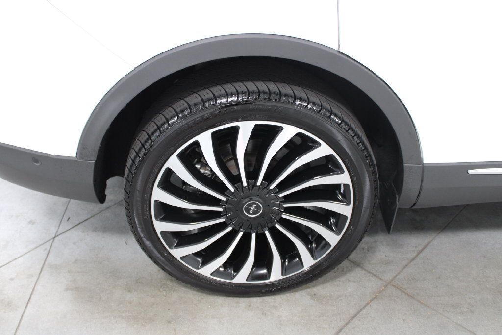 Used 2023 Lincoln Nautilus Black Label w/ Class II Trailer Tow Package AWD/4WD image 64
