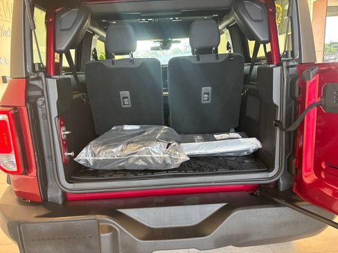 Used 2025 Ford Bronco 2-Door AWD/4WD image 10