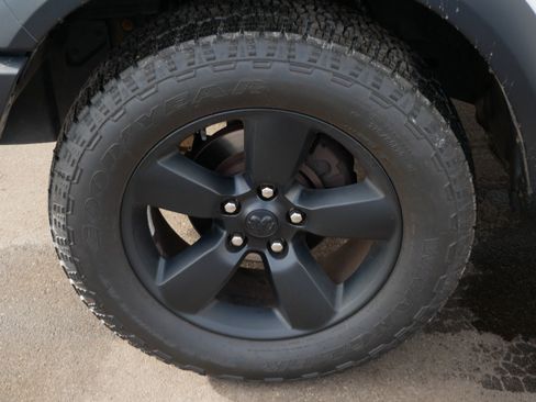 Used 2019 RAM 1500 Classic Warlock image 15