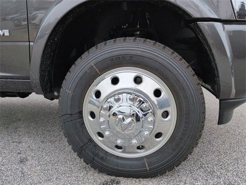 New 2026 RAM 5500 Tradesman image 10