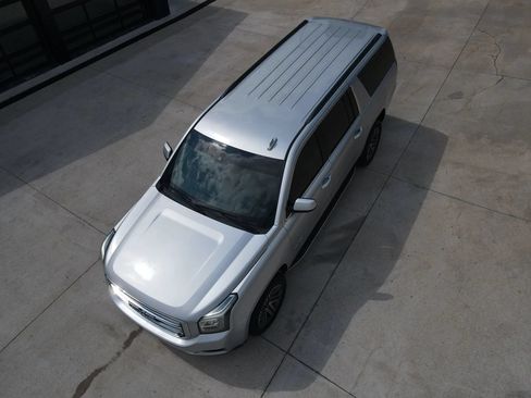 Used 2019 GMC Yukon XL SLT AWD/4WD image 57