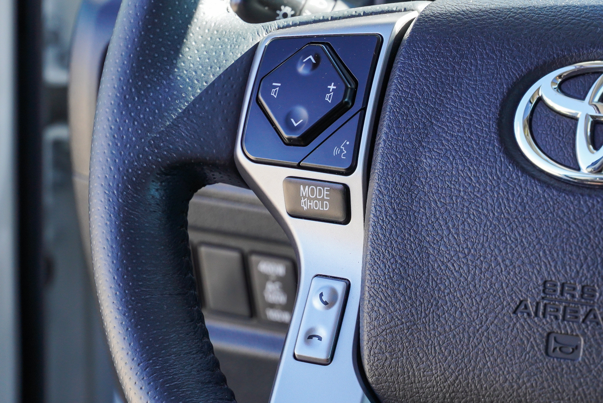 Certified 2022 Toyota 4Runner Limited AWD/4WD image 34