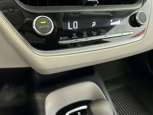 Certified 2024 Toyota Corolla LE FWD image 23