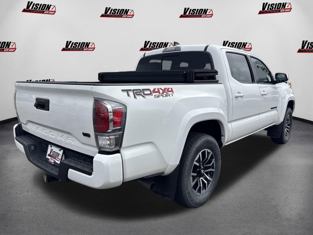 Used 2023 Toyota Tacoma TRD Sport AWD/4WD image 5