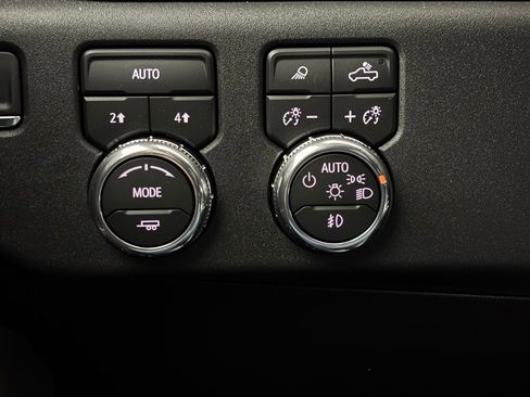 New 2026 GMC Sierra 1500 SLT w/ SLT Premium Package image 21