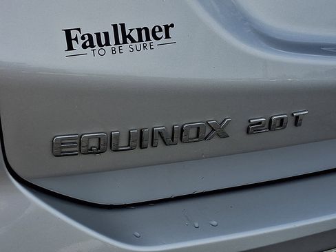 Used 2020 Chevrolet Equinox LT FWD image 31