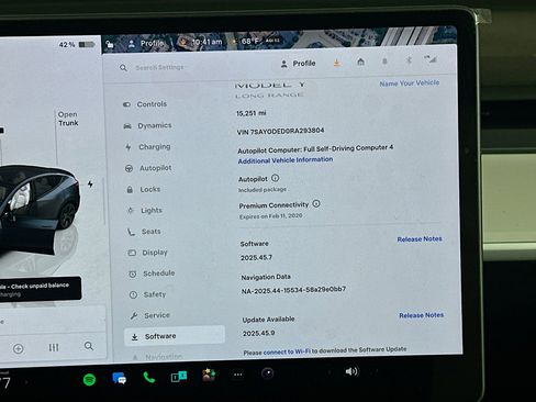 Used 2024 Tesla Model Y Long Range image 18