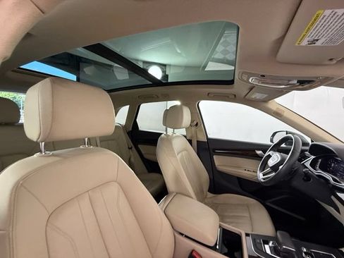 Used 2019 Audi Q5 2.0T Premium Plus w/ Premium Plus Package AWD/4WD image 43