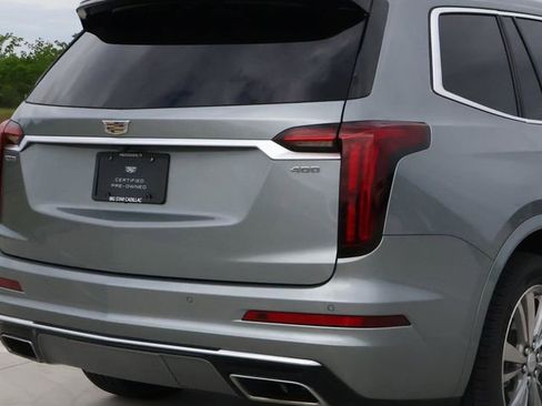 Certified 2023 Cadillac XT6 Premium Luxury FWD image 11