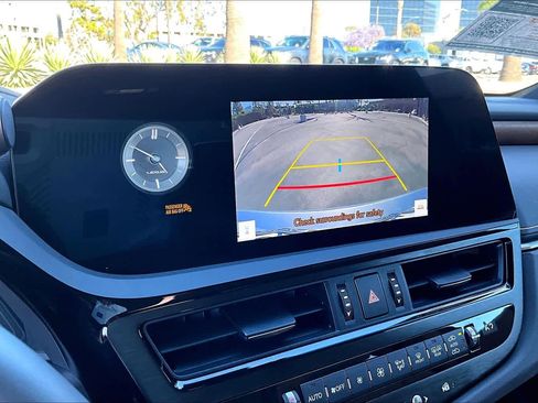 Certified 2023 Lexus ES 250 w/ Premium Package AWD/4WD image 25