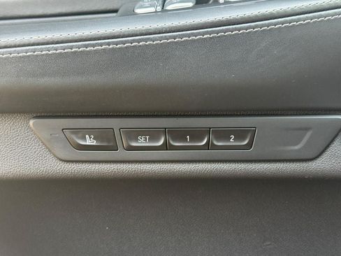 Used 2021 BMW 750i xDrive w/ M Sport Package AWD/4WD image 29