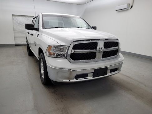 Used 2022 RAM 1500 Classic SLT image 14