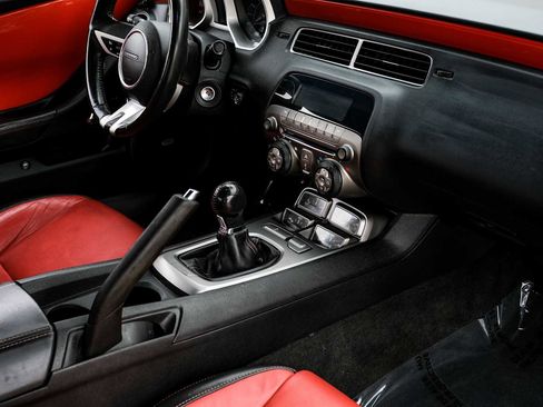 Used 2011 Chevrolet Camaro SS w/ RS Package image 19