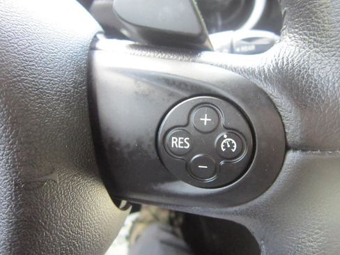 Used 2012 MINI Cooper Clubman S FWD image 25