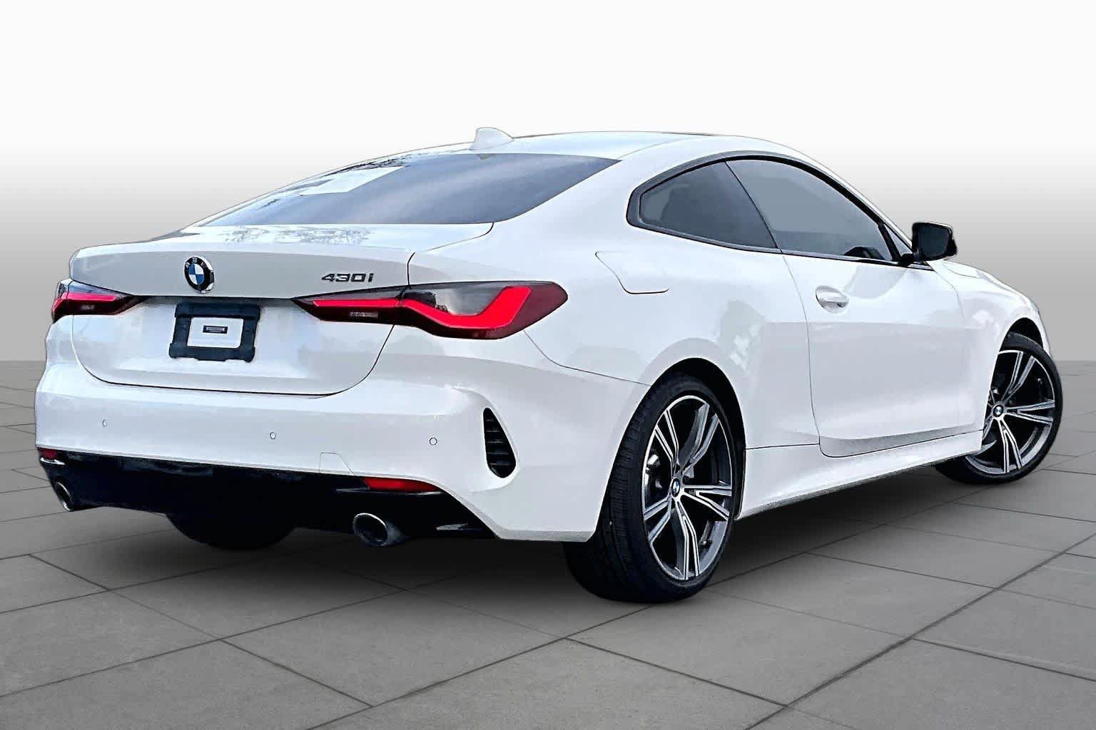 Used 2021 BMW 430i Coupe w/ Convenience Package RWD image 12