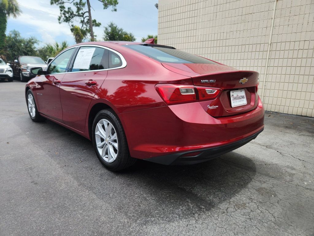 Used 2025 Chevrolet Malibu LT FWD image 3