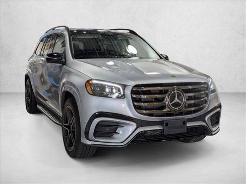 New 2026 Mercedes-Benz GLS 450 4MATIC image 6