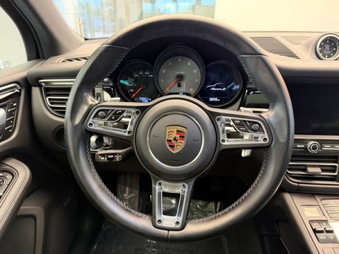 Used 2019 Porsche Macan S AWD/4WD image 12
