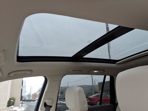 Certified 2024 Cadillac XT6 Premium Luxury w/ LPO, Floor Liner Package image 28