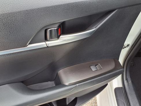 Used 2022 Toyota Camry SE w/ Carpet Mat Package (TMS) FWD image 20
