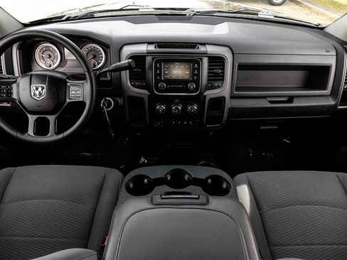 Used 2018 RAM 2500 Tradesman w/ Chrome Appearance Group image 10